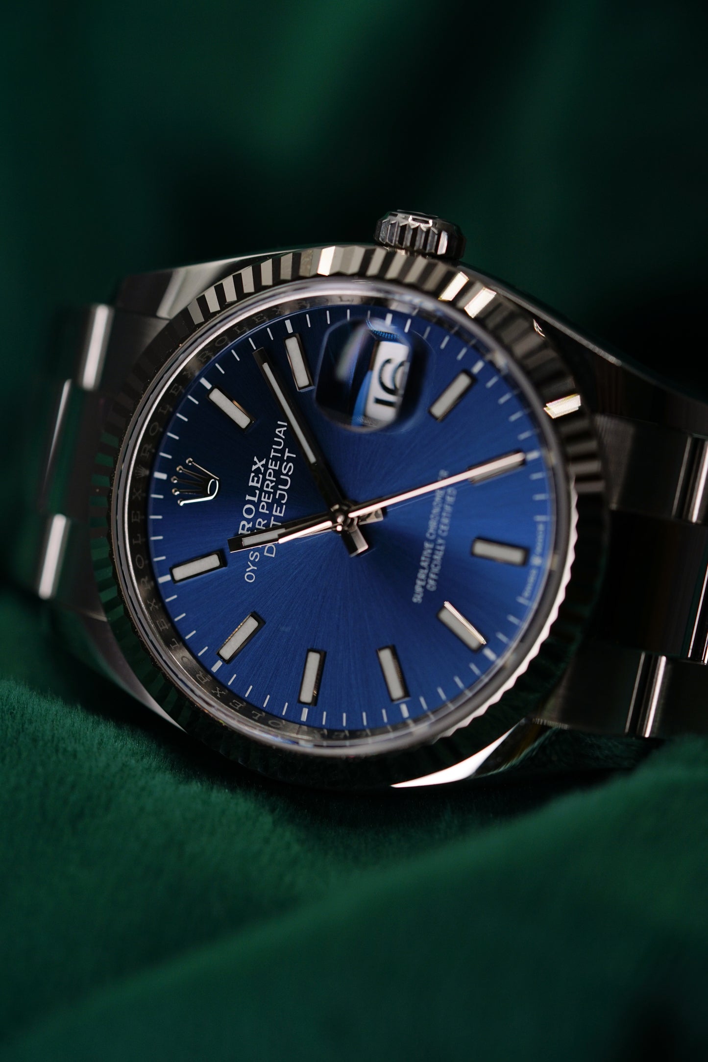 Rolex Datejust 36 White Gold Fluted Bezel Sunburst Bright Blue Ref. 126234