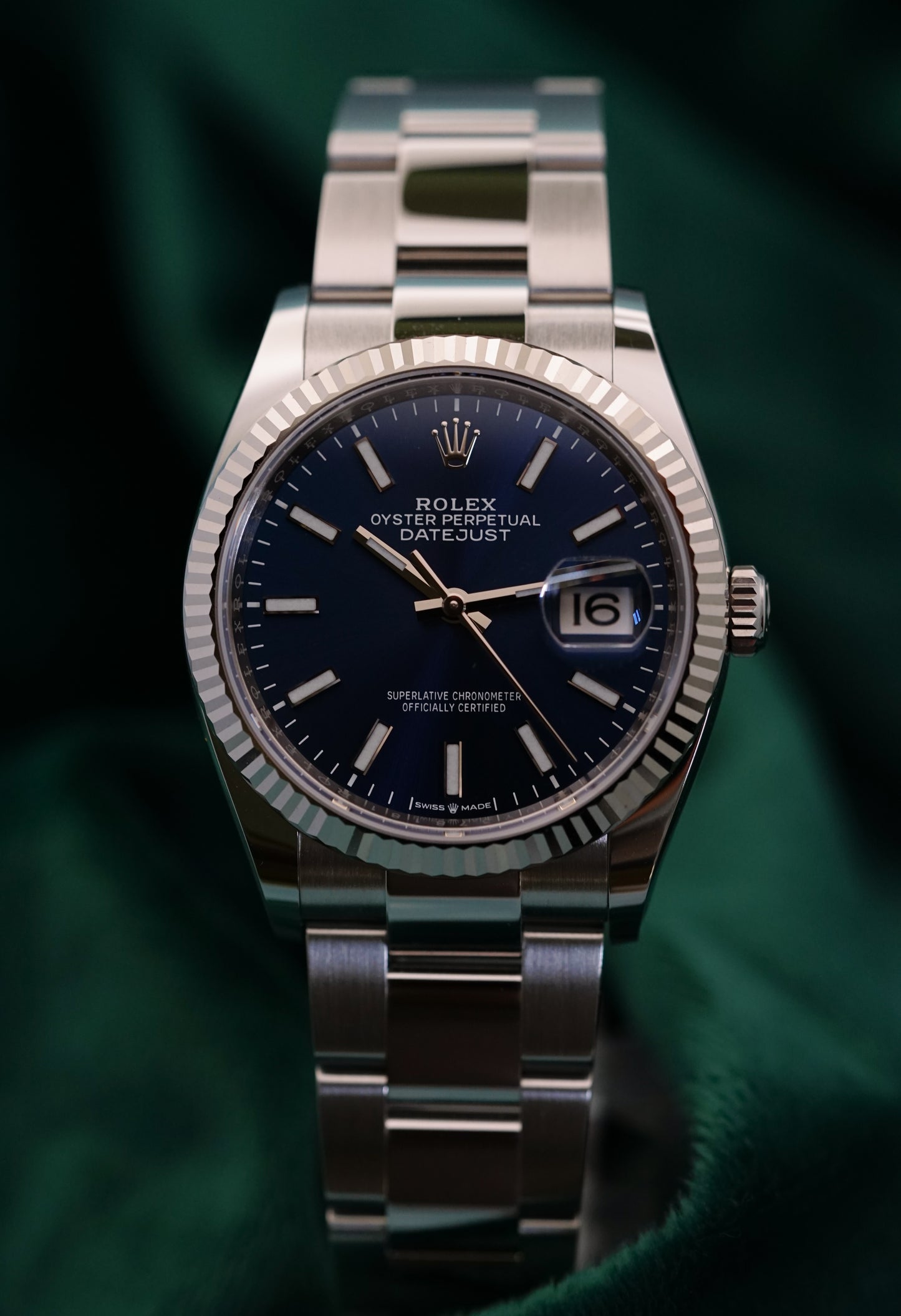 Rolex Datejust 36 White Gold Fluted Bezel Sunburst Bright Blue Ref. 126234