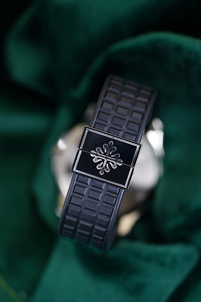 Patek Philippe Aquanaut Black| Reference 5067a-013|A 36mm Stainless Steel Diamond-set Wristwatch With Date| Freshly Serviced