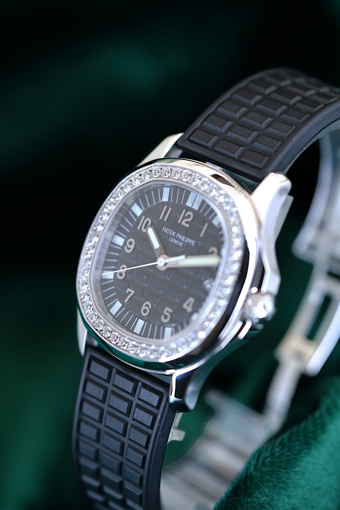 Patek Philippe Aquanaut Black| Reference 5067a-013|A 36mm Stainless Steel Diamond-set Wristwatch With Date| Freshly Serviced