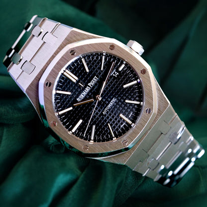 Audemars Piguet Royal Oak, Reference 15400st a Stainless Steel Bracelet Watch With Date