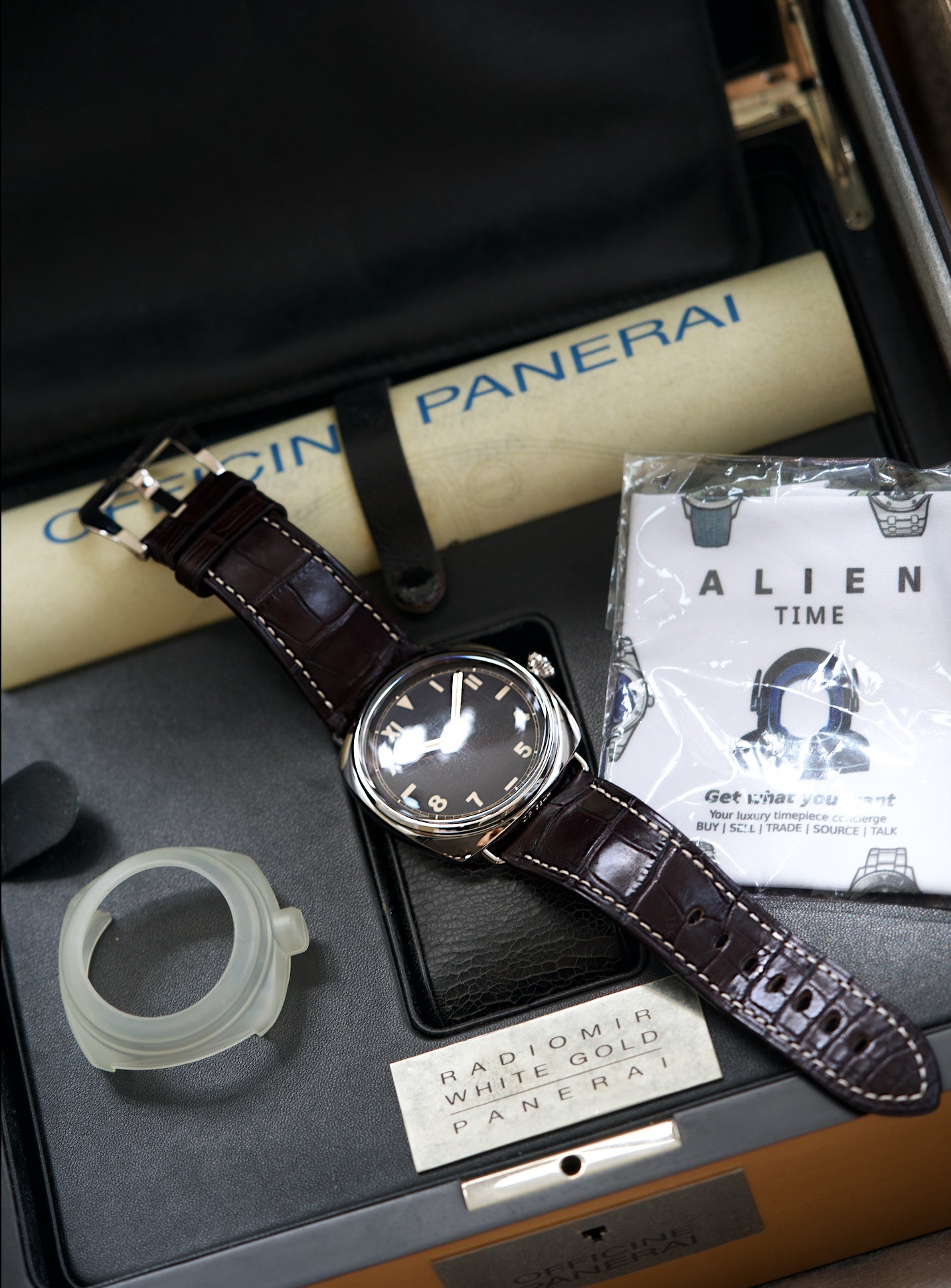 Panerai Radiomir 3 Days | Reference PAM00376| a Limited Edition White Gold Wristwatch With California Dial