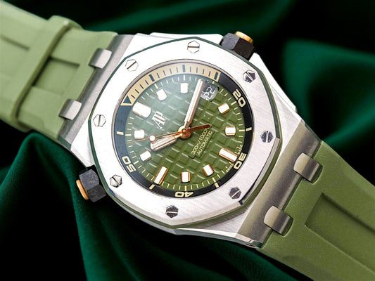 Audemars Piguet Royal Oak Offshore 42mm Diver MASSIVE GREEN 42mm COMPLETE Luxury Sport Chronograph Open Casebook 15720ST.OO.A052CA.01