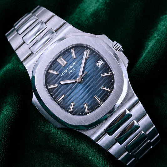 Patek Philippe Nautilus ICONIC Discontinued Genta Design Grail BLUE Sports Watch 5711/1A-010 (Nautilus Steel 40mm)