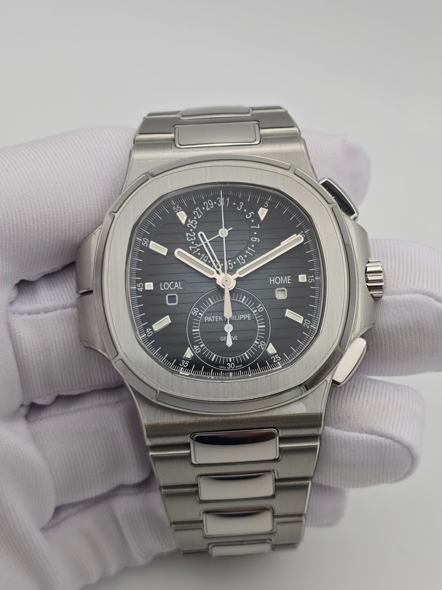 PATEK PHILIPPE NAUTILUS 5990/1A-011 TRAVEL TIME CHRONOGRAPH BLUE DIAL