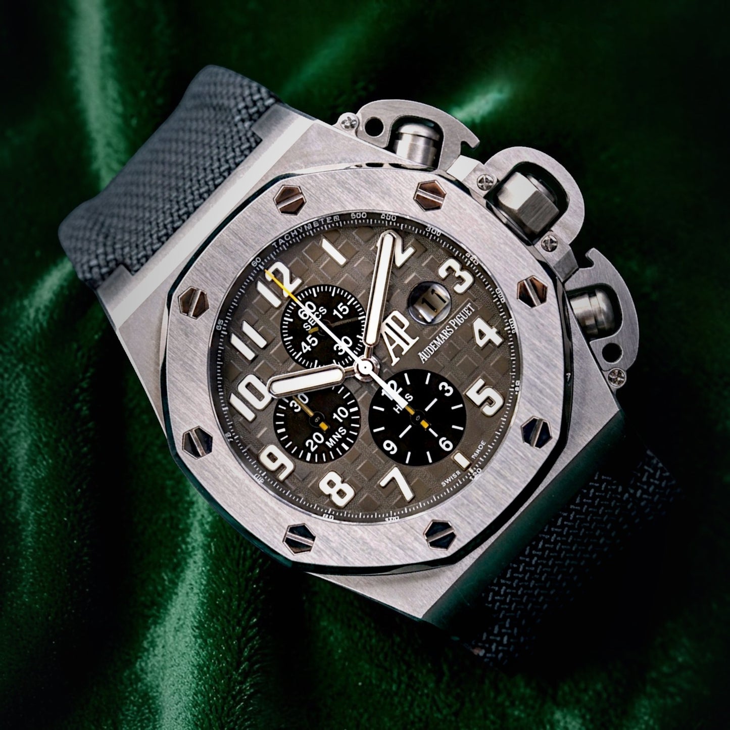 Audemars Piguet Offshore | Ref 25863TI.OO.A001CU.01 | A Limited Edited Titanium Automatic Wristwatch